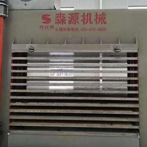 濟寧李總兩臺壓機安裝調試現場(chǎng)